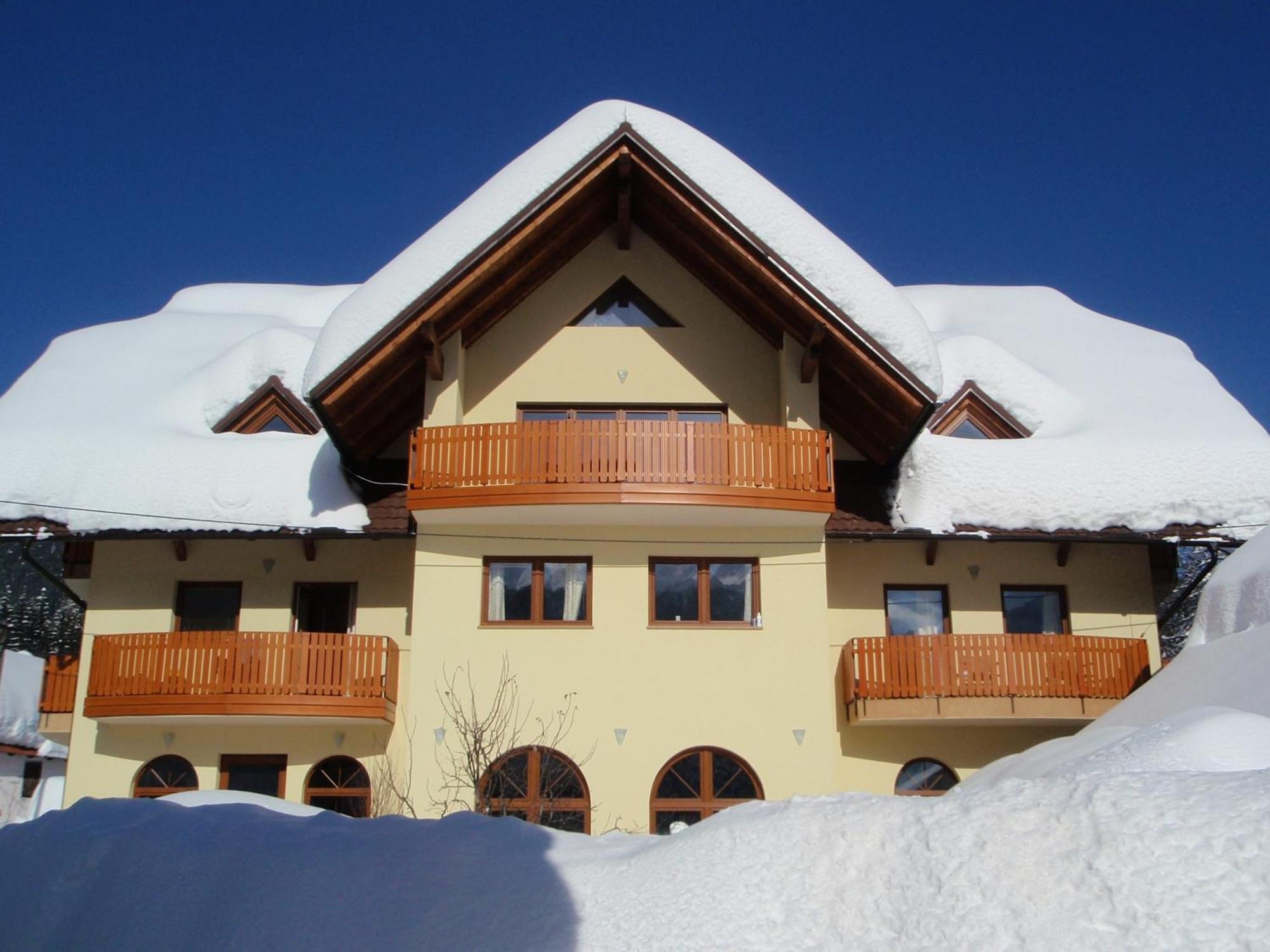 Tempfer 2 Apartments & Rooms With New Wellness Кранска гора Екстериор снимка